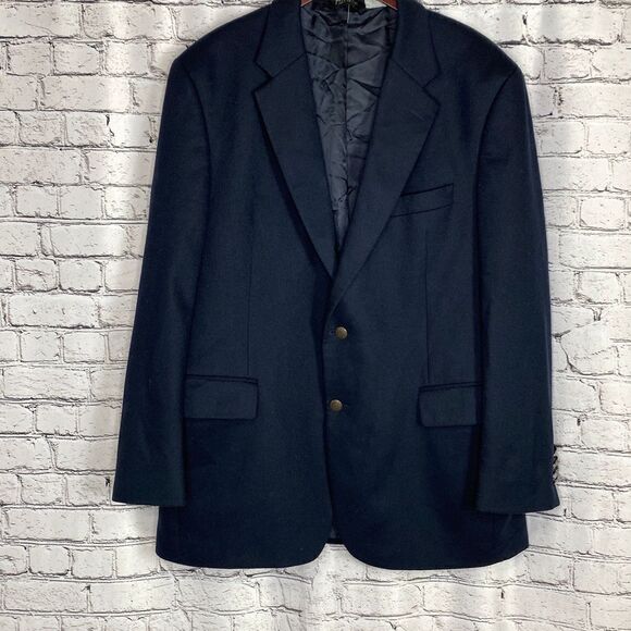 Jos.A.Bank Wool & Cashmere Blend Single Breasted Classic Navy Blazer Sports Coat - Picture 2 of 15